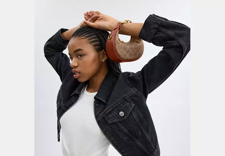 Jonie Bag In Signature Canvas